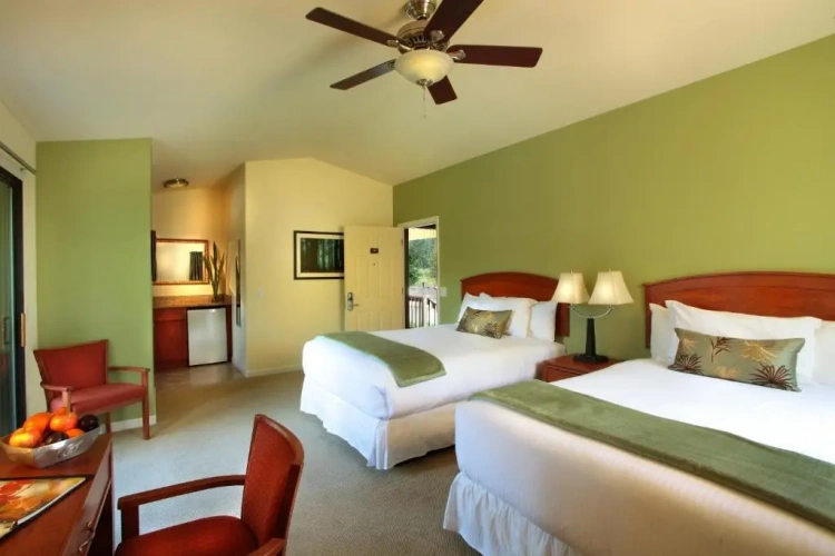 Standard Quadruple room