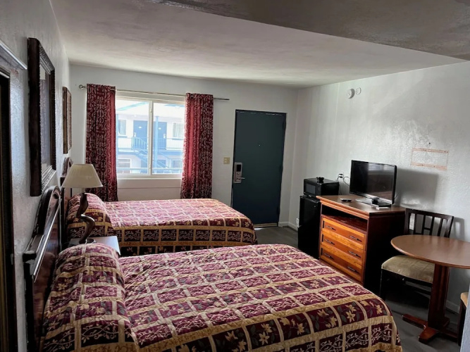 8th Street Motel