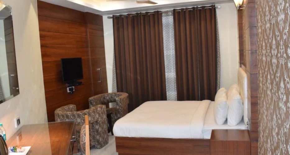 Deluxe Single room
