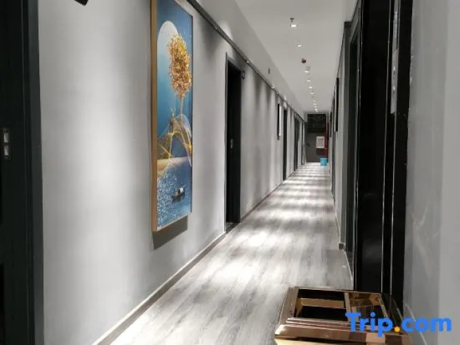 Zhenhao Apartment