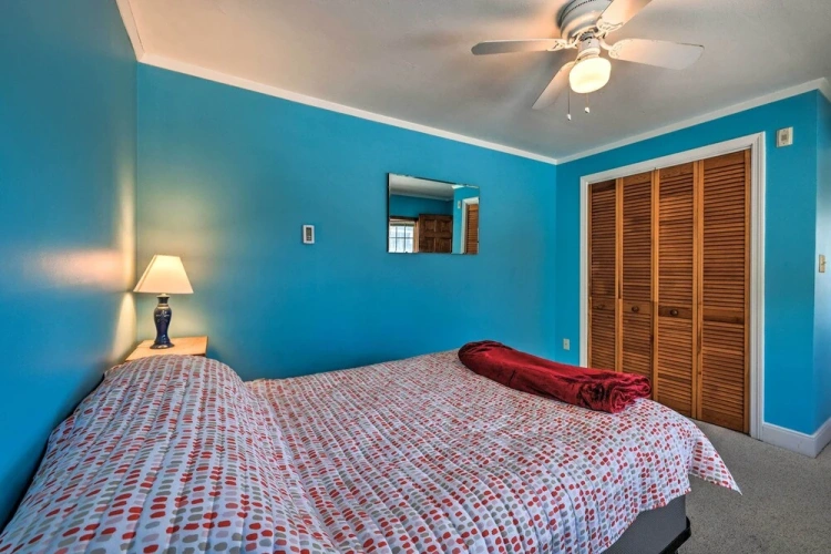2 Bedrooms Apartment