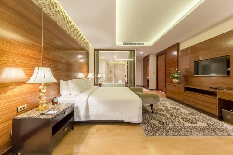Garden City Hotel