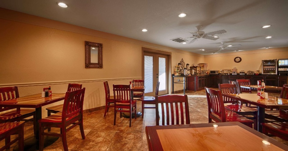 Best Western Phoenix Goodyear Inn photo 22