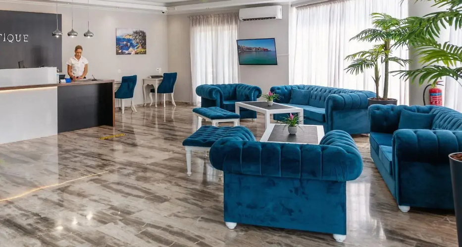 Dore Hotel