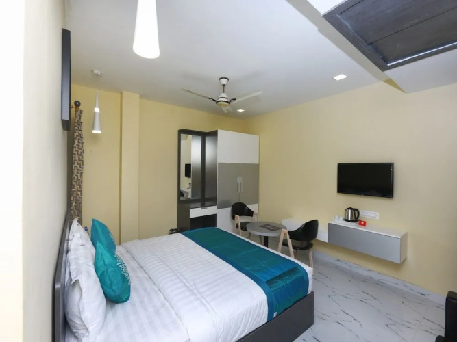 OYO 14852 Rahmath Residency