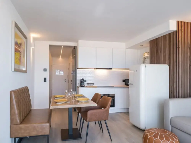 Apartment With Sea-view