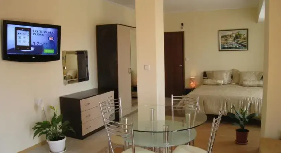 Family Hotel Apolon