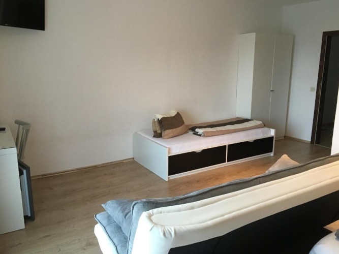 Standard Triple room with balcony