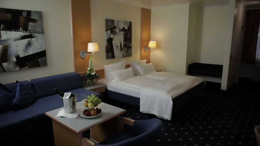 Hotel am Berghang