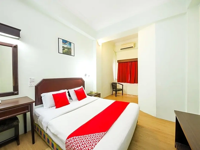 Standard Double room with view