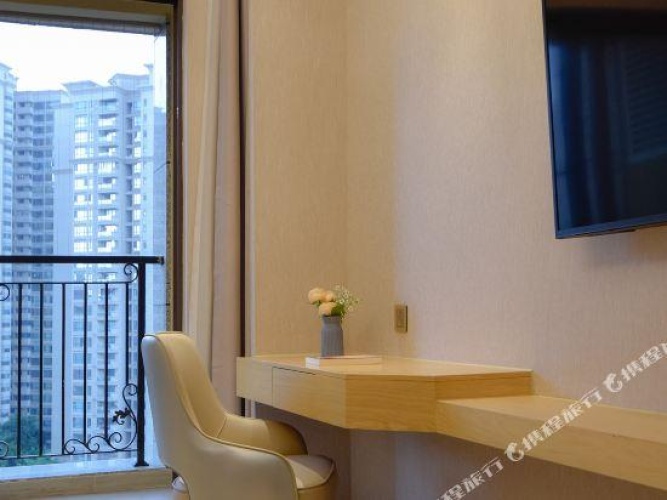 Deluxe Double Suite