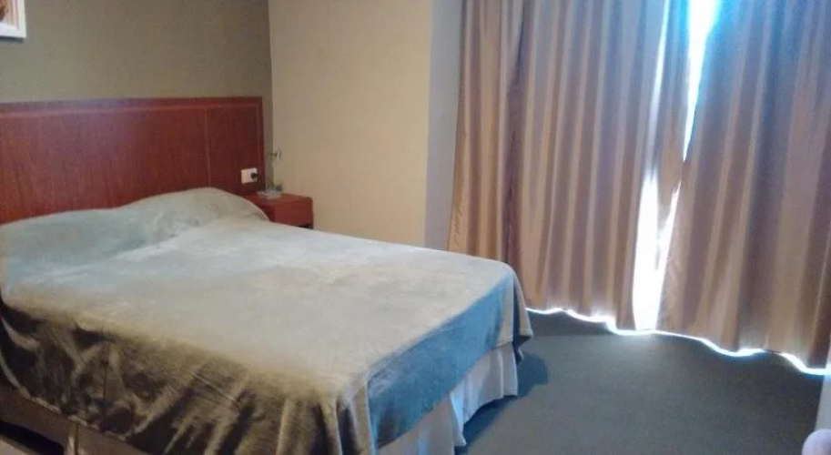 Hotel Raices