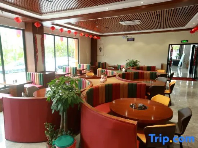Tiane Riverside Boutique Hotel