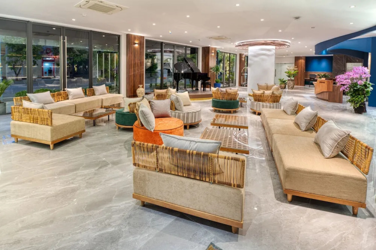 The Almin Hotel