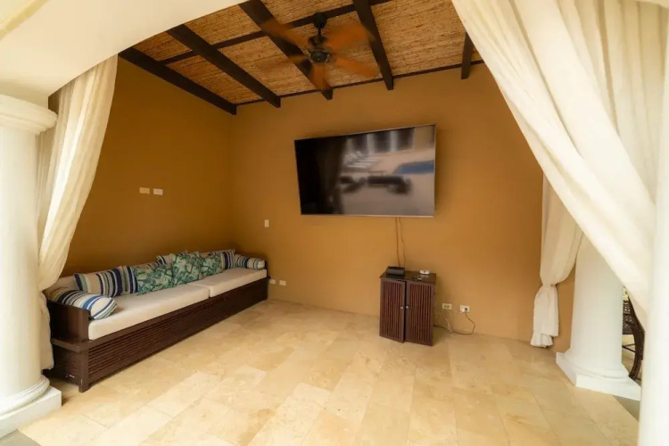 - Casa Zafiro 7 Bedrooms Private Pool