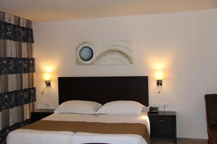 Restal Hotel