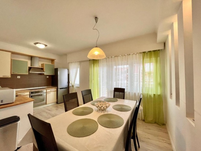 3 Bedrooms Deluxe Apartment