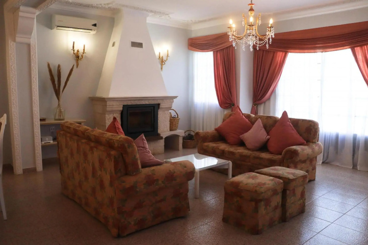Jenny House with Private Pool