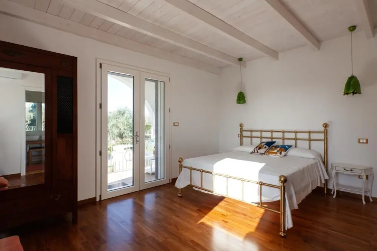 Sunny House Trilo with Pool