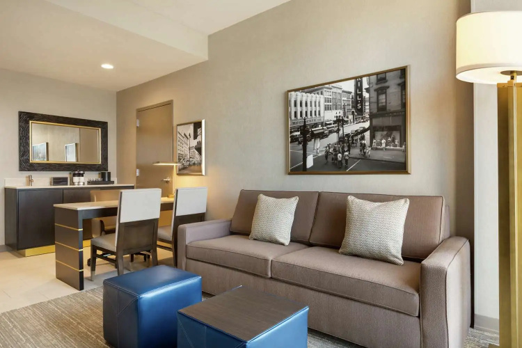 Embassy Suites Hotel Syracuse