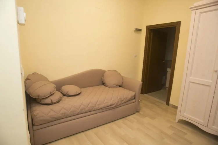 Comfort Single room with courtyard view