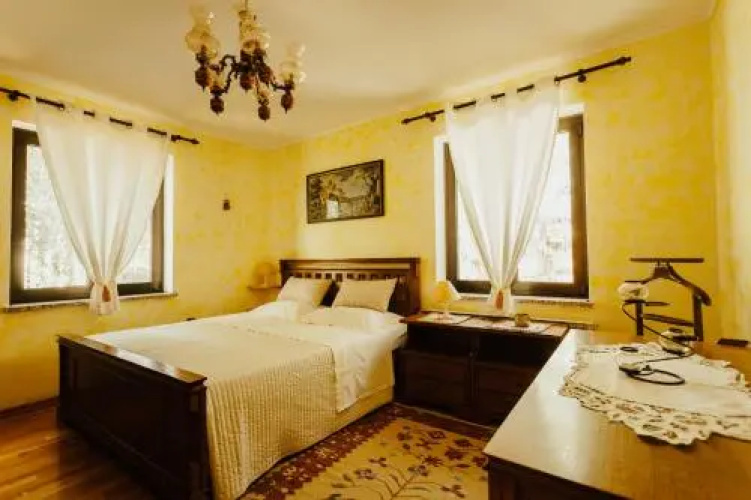 Villa Emi