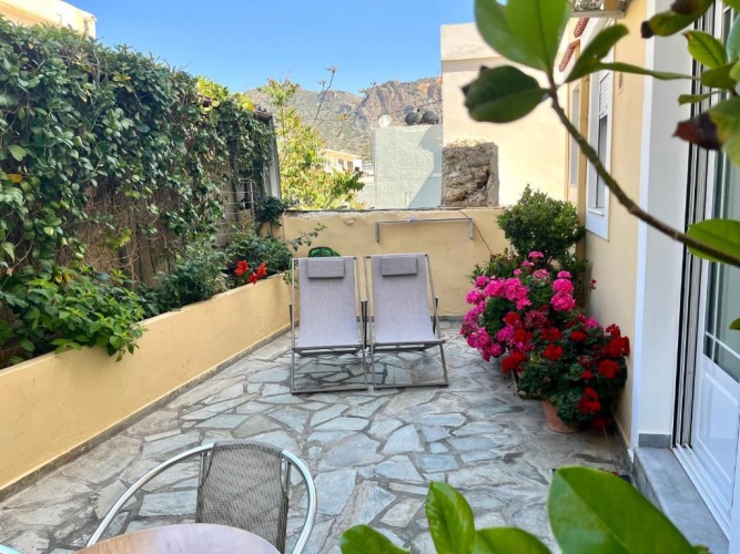 Standard Double room with garden view