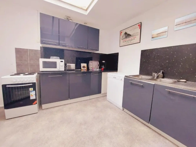 2 Bedrooms Apartment