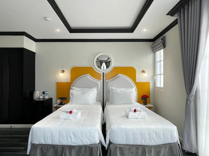 Twin room