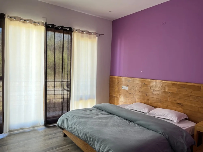 Flyscape Hostel