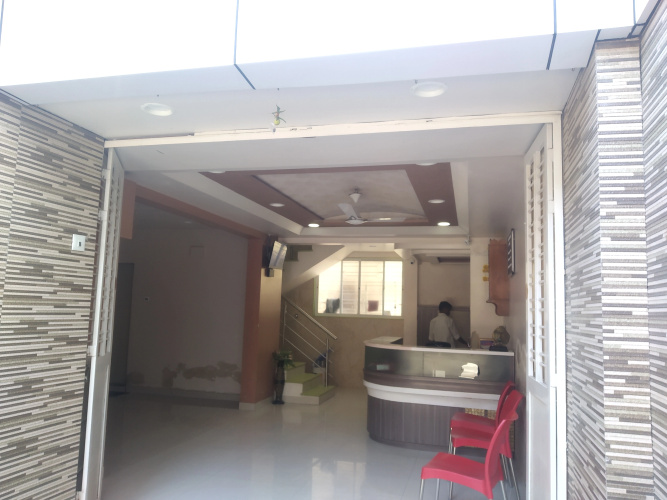 Abhay Palace Lodging
