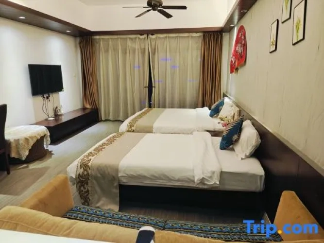 Standard Twin Family room