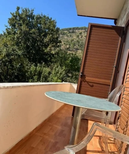 Standard Double room with balcony and with courtyard view