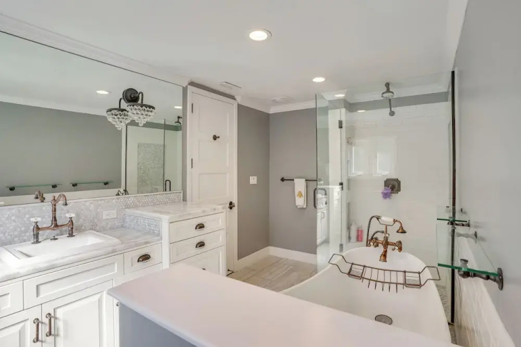 Mid Century Modern Gem w/ Pool in North Tustin