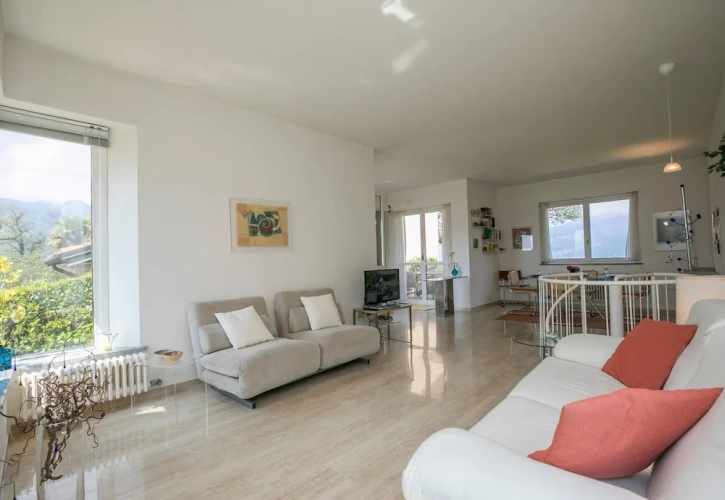 1 Bedroom Family Apartment with lake view