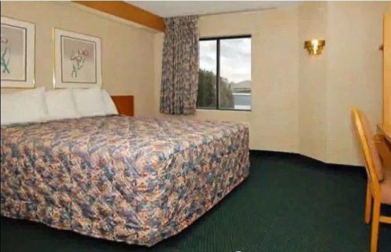 Economy Inn Brunswick