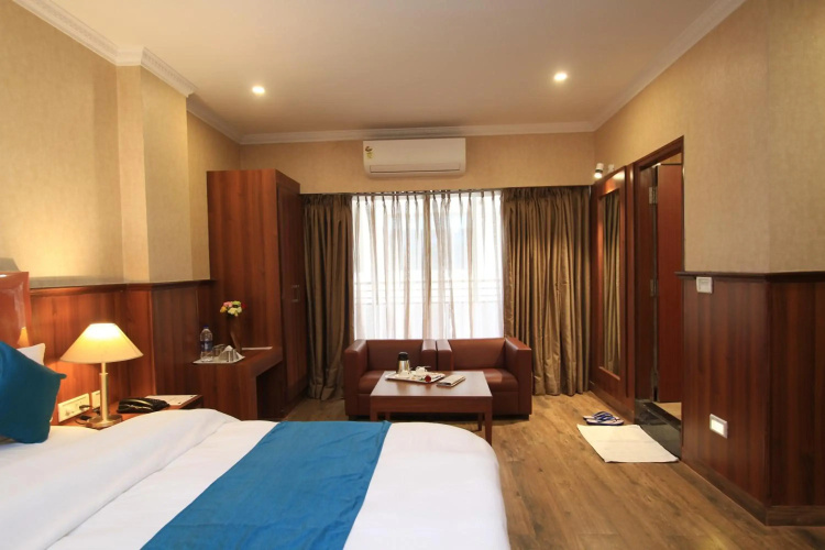 Hotel Empire International - Koramangala