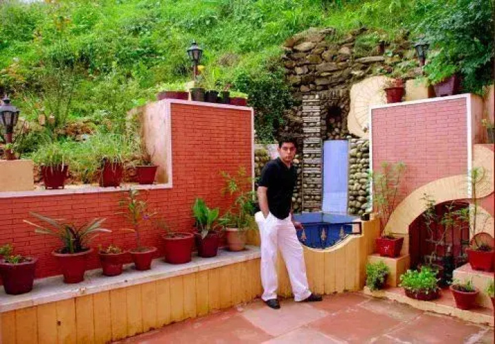 Barowalia Resorts