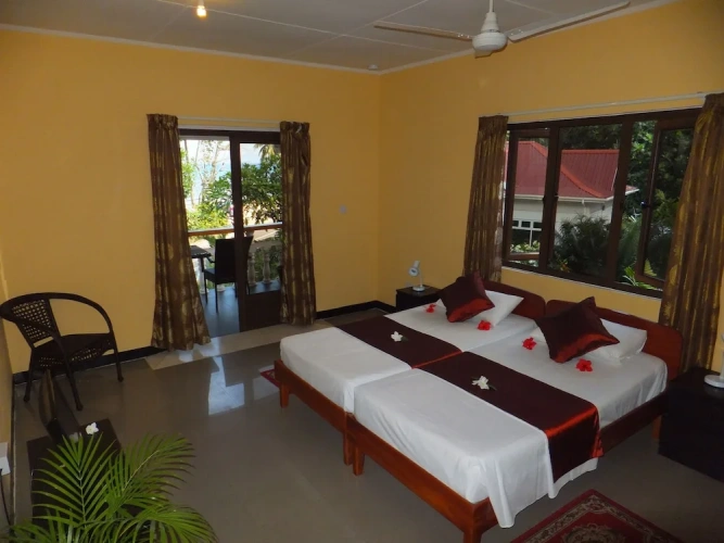 Standard Double room with balcony and with sea view