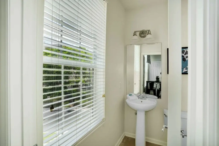 3 Bedrooms House