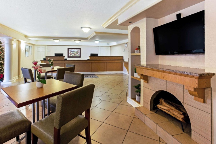 La Quinta Inn by Wyndham College Station photo 22