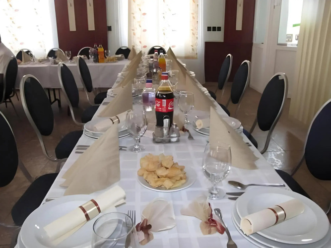 Bordany Hostel