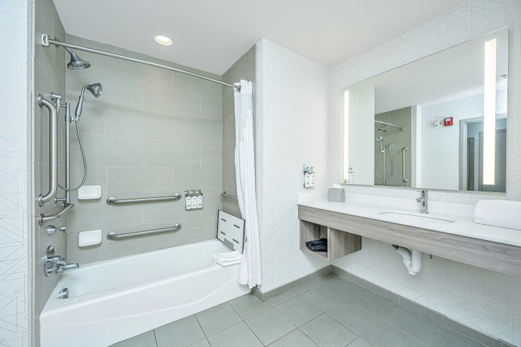 Holiday Inn Express And Suites Charleston Arpt Con photo 11