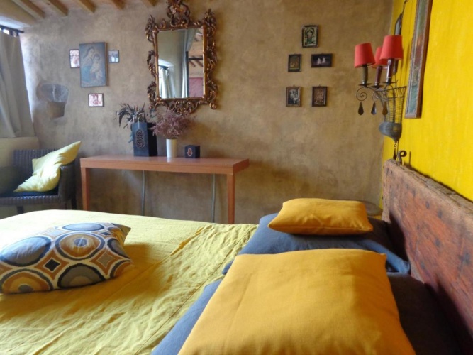 2 Bedrooms Cottage