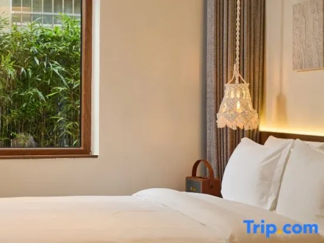 Standard Double room with balcony and with garden view