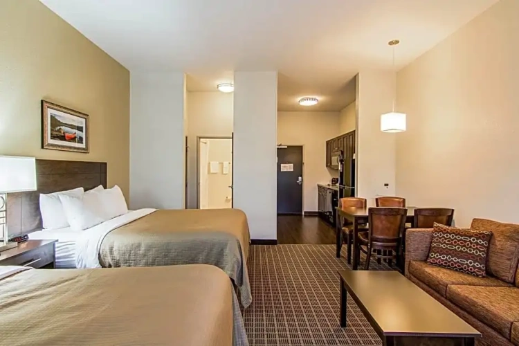 Quadruple Suite
