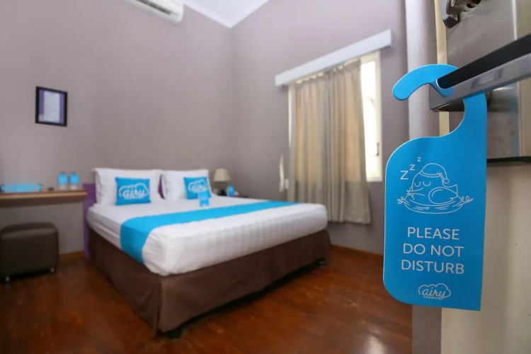 3808 Fif-fa Hotel Kauman