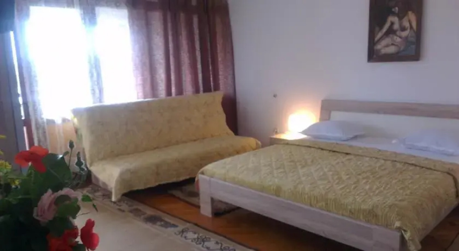 Rooms Krnić