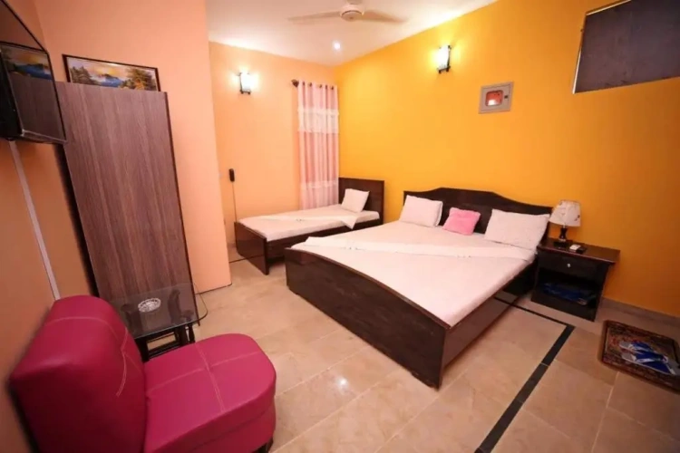 Deluxe Family room