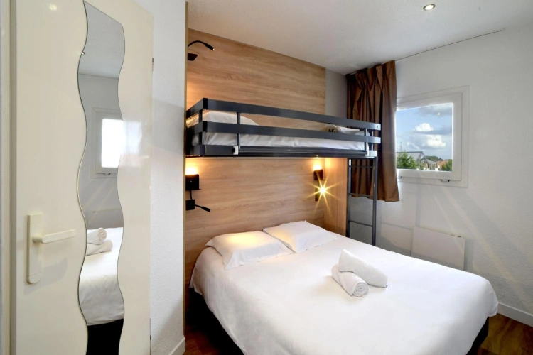 Guest rooms